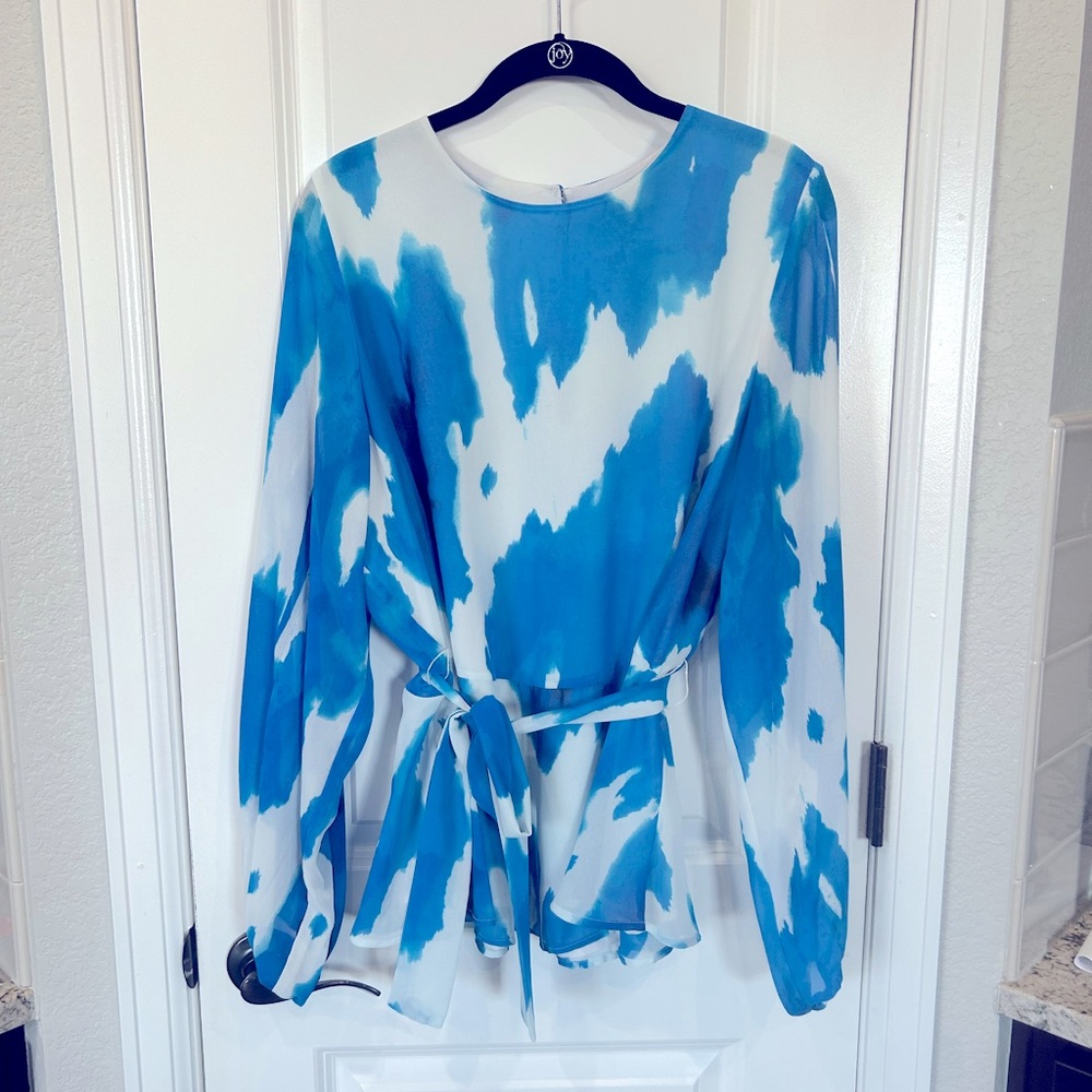 Peplum style tie waist blouse with belt